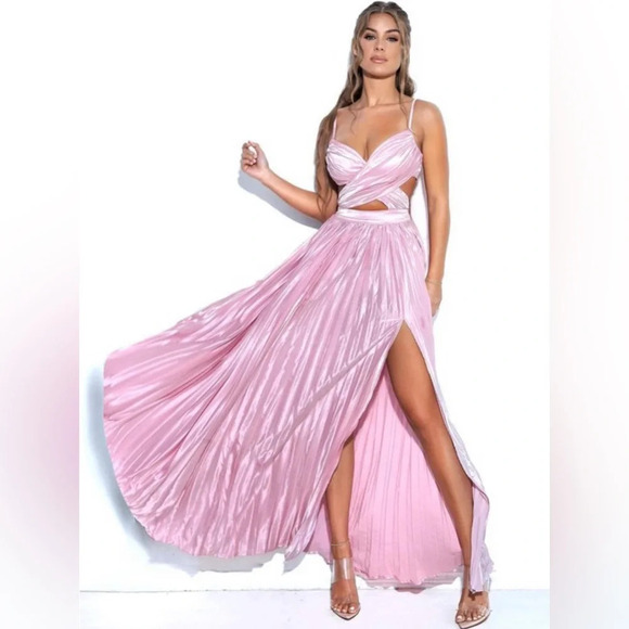 MISS CIRCLE Zayda Priya Zarah Pink Pale Silk Pleated Cross Cross Dress Size M - Picture 1 of 7